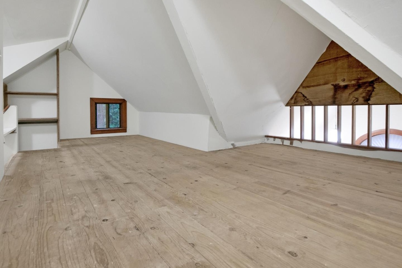 14251A-attic-3