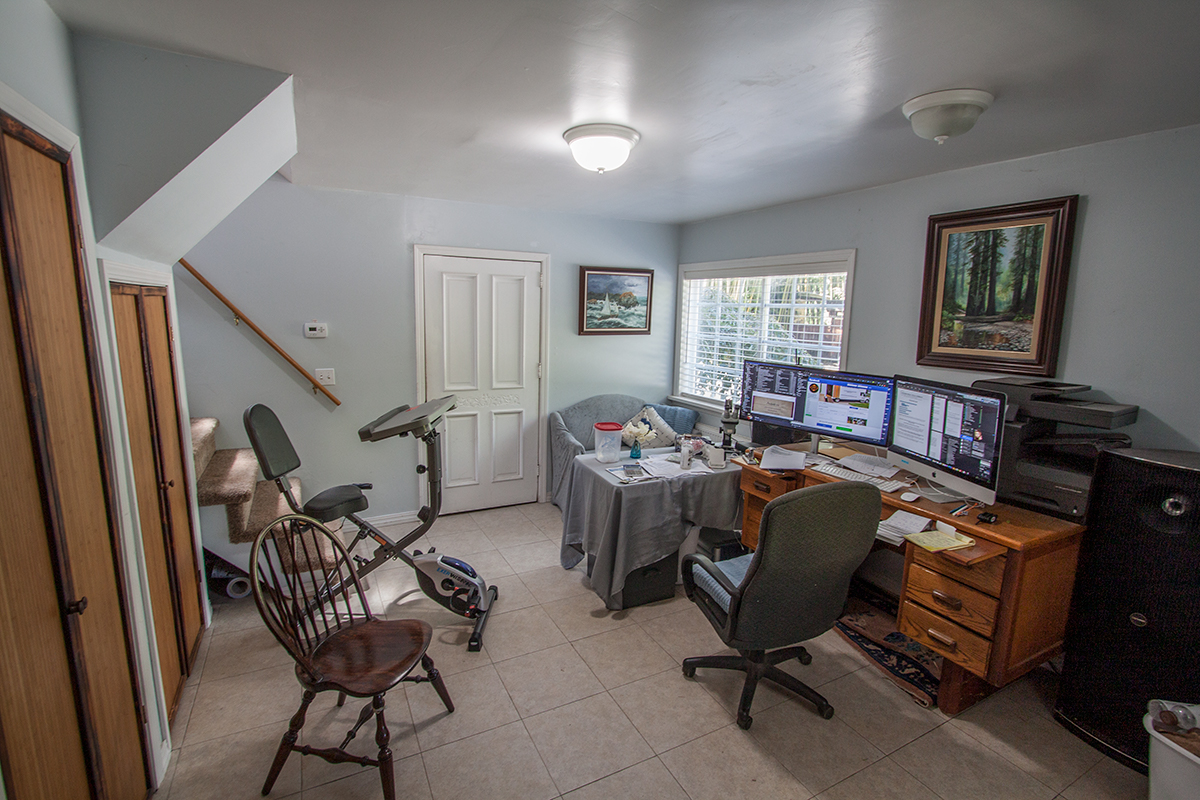 5601_Freedom_B_office